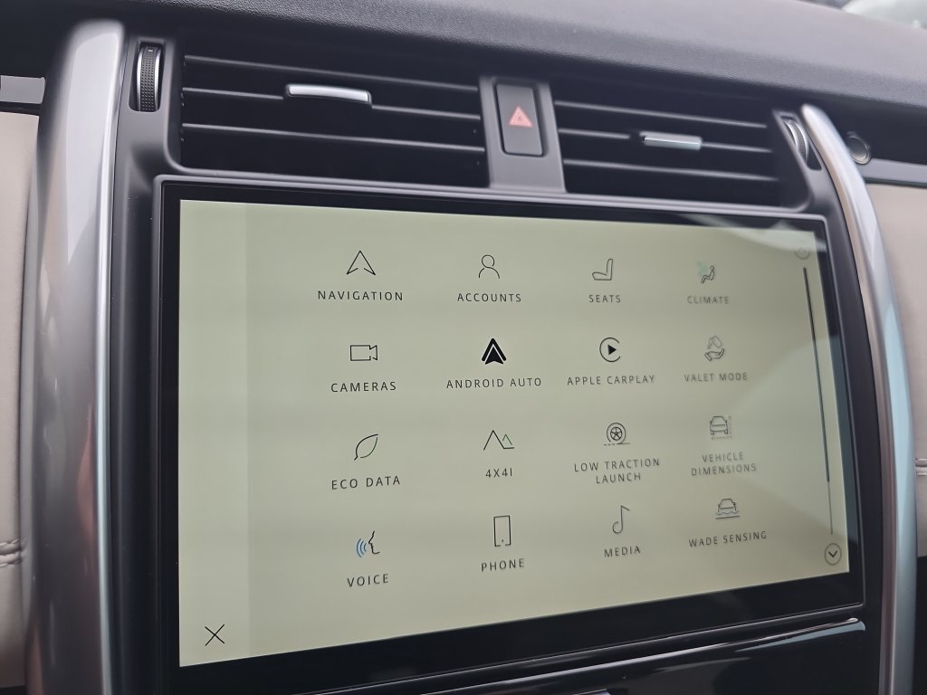 New 2026 Land Rover Discovery S AWD/4WD image 16