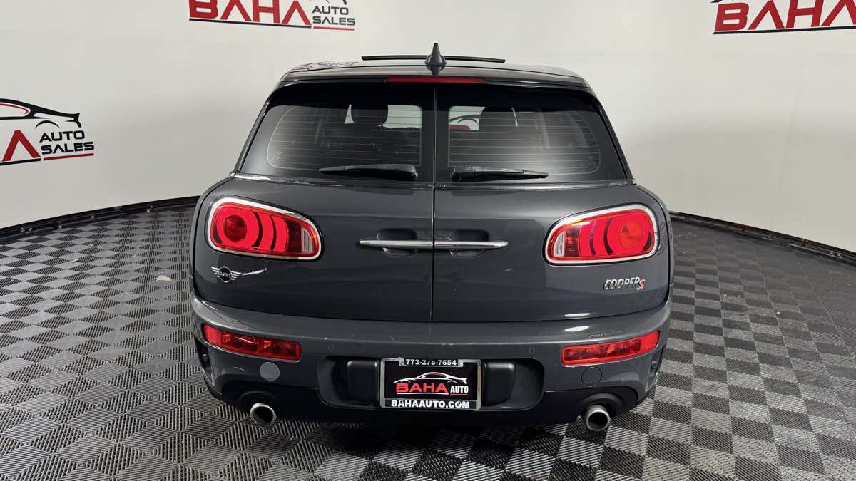 Used 2019 MINI Cooper Clubman S w/ Premium Package FWD image 6