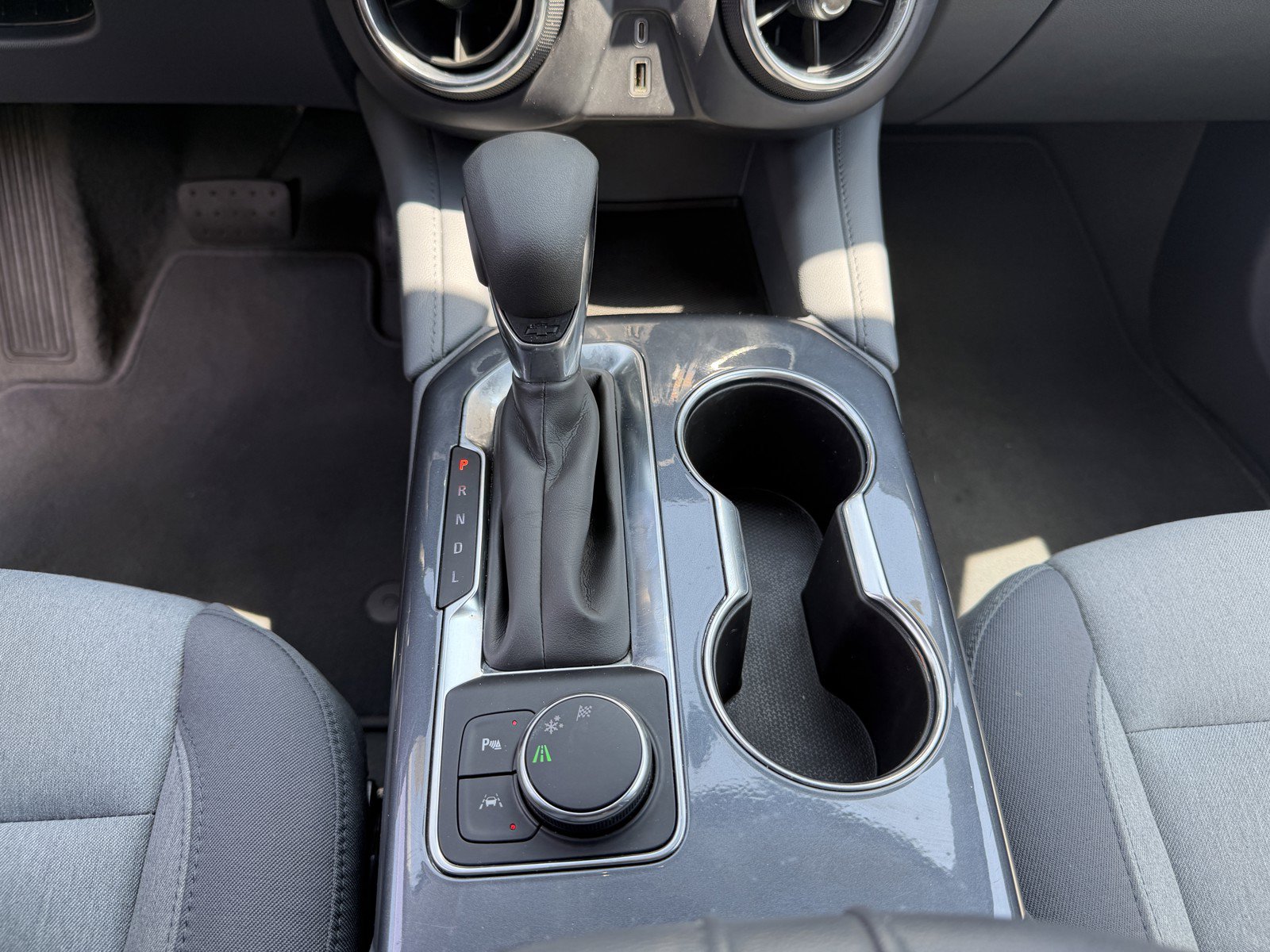 Used 2022 Chevrolet Blazer LT FWD image 29