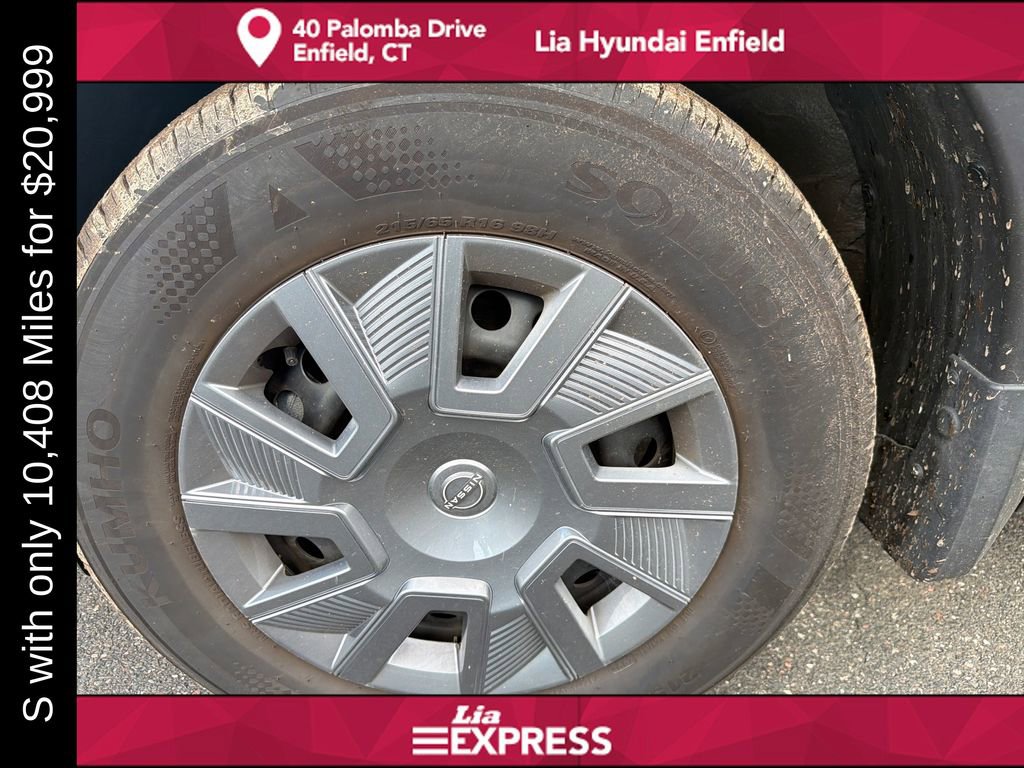 Used 2025 Nissan Kicks S AWD/4WD image 9