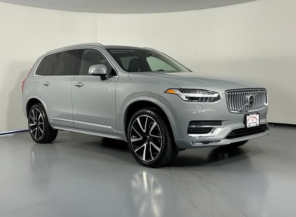 Used 2024 Volvo XC90 B6 Ultimate w/ Lounge Package