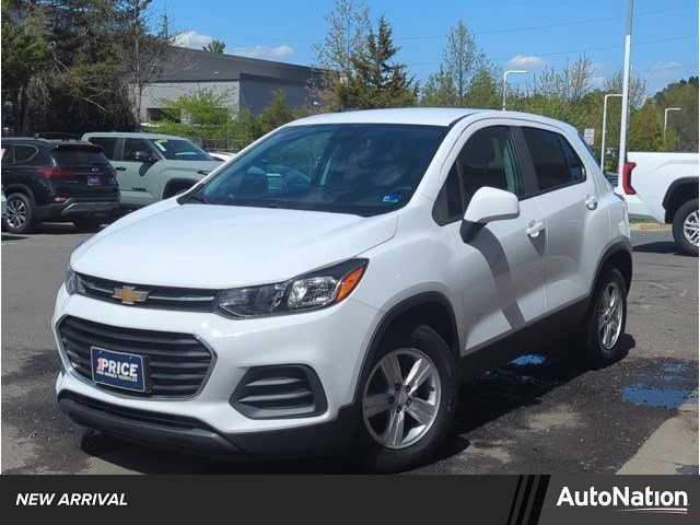 Used 2020 Chevrolet Trax LS w/ Tint and Cruise Package image 1