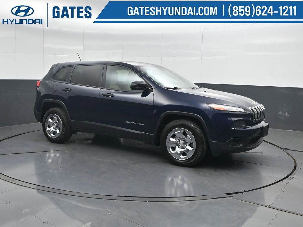Used 2016 Jeep Cherokee Sport AWD/4WD image 4
