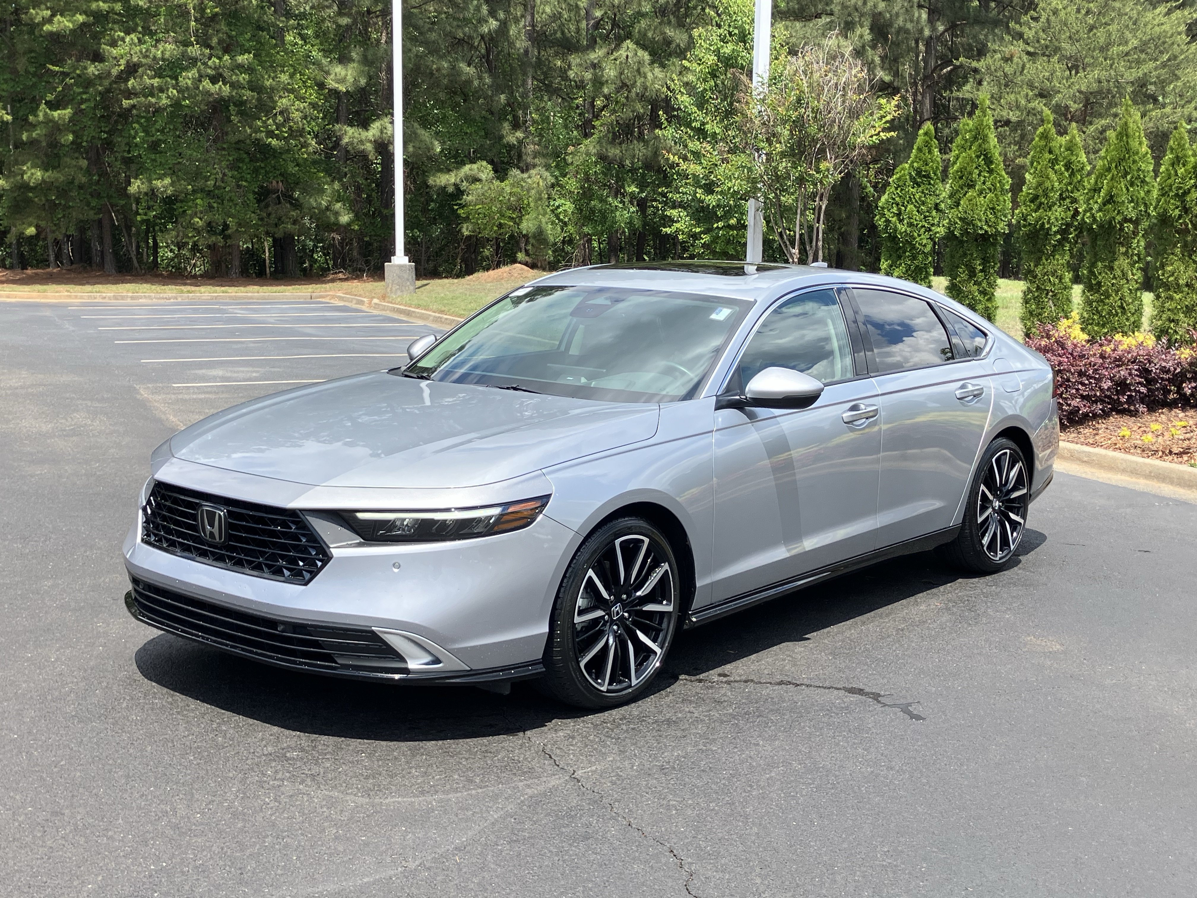 Used 2025 Honda Accord Touring image 6
