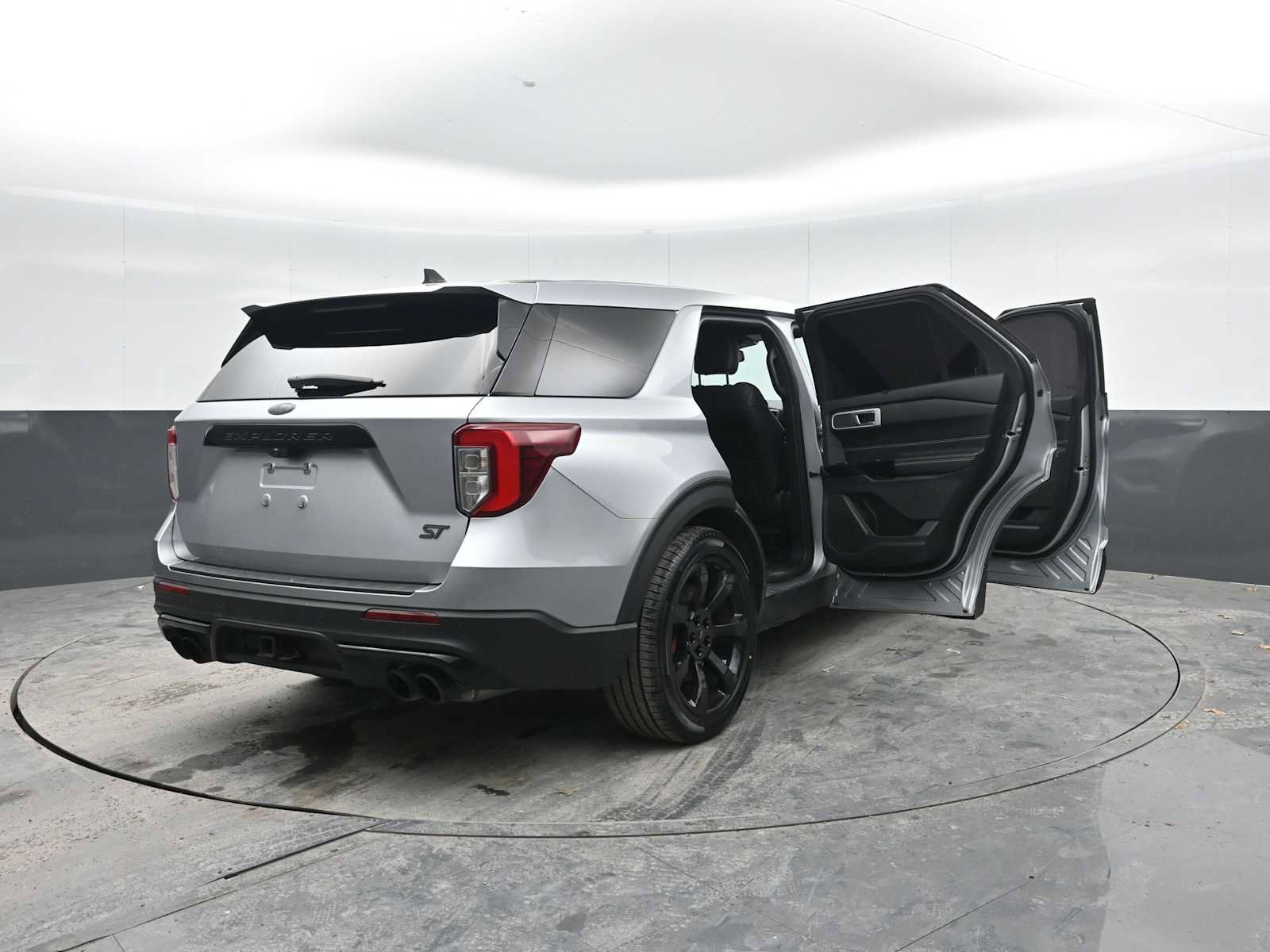Used 2022 Ford Explorer ST w/ ST High-Performance Pack image 56