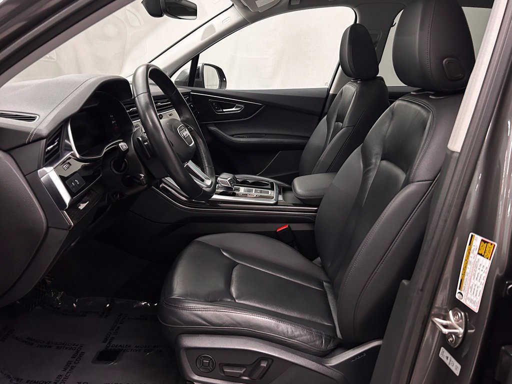 Used 2023 Audi Q7 3.0T Premium Plus AWD/4WD image 13