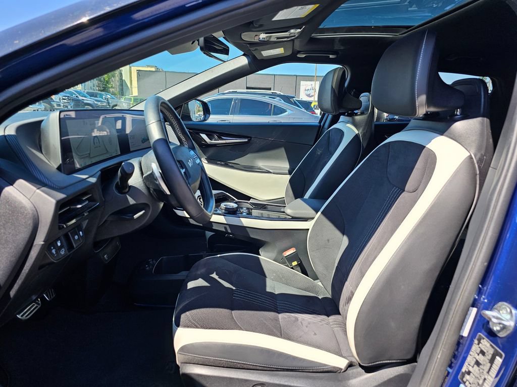 Used 2023 Kia EV6 GT-Line w/ GT-Line Suede Seat Package AWD/4WD image 19