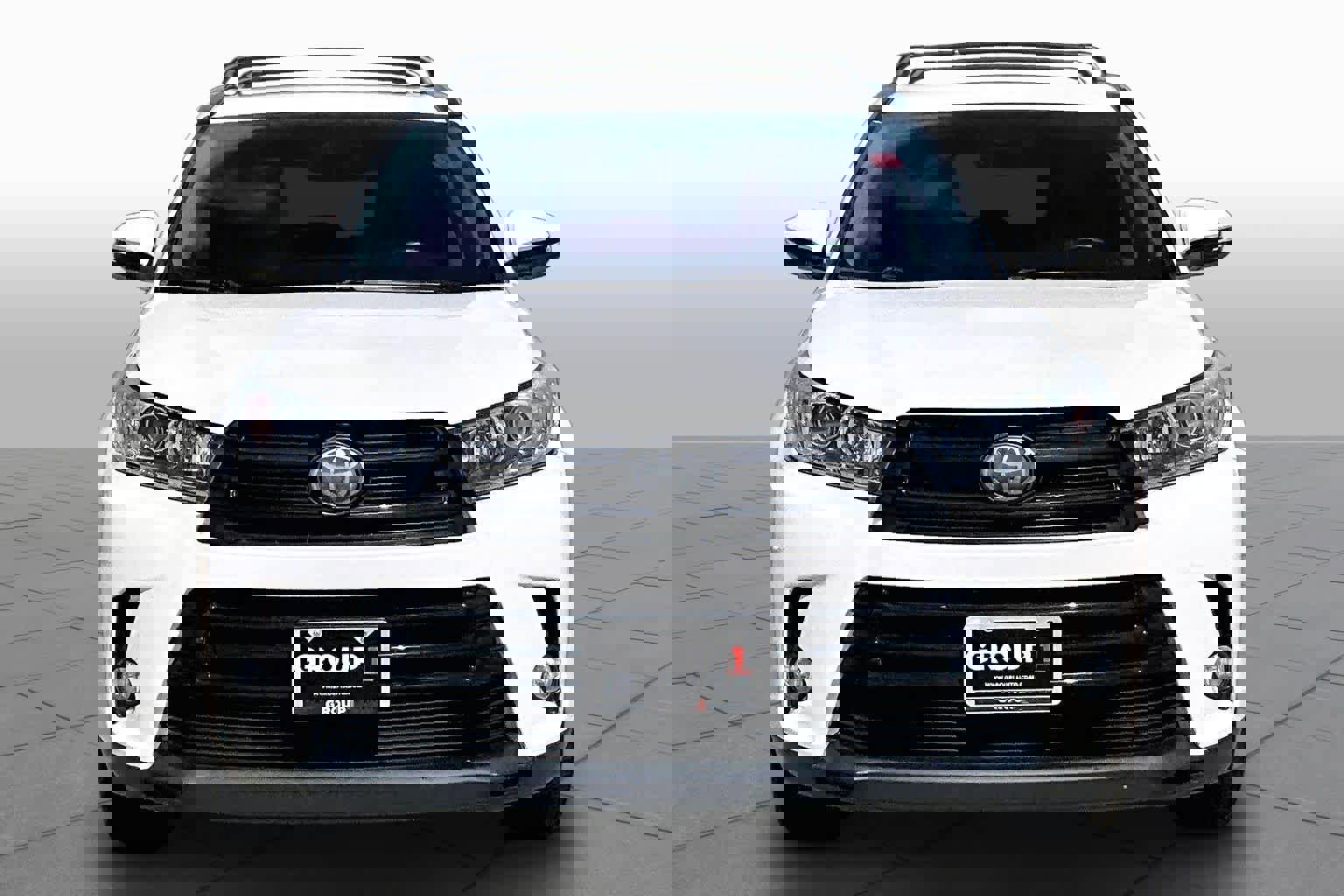 Used 2018 Toyota Highlander SE FWD image 4