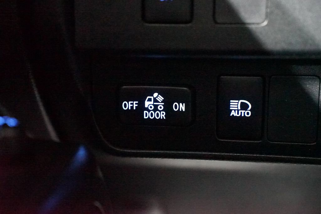 Used 2021 Toyota Tacoma SR image 22