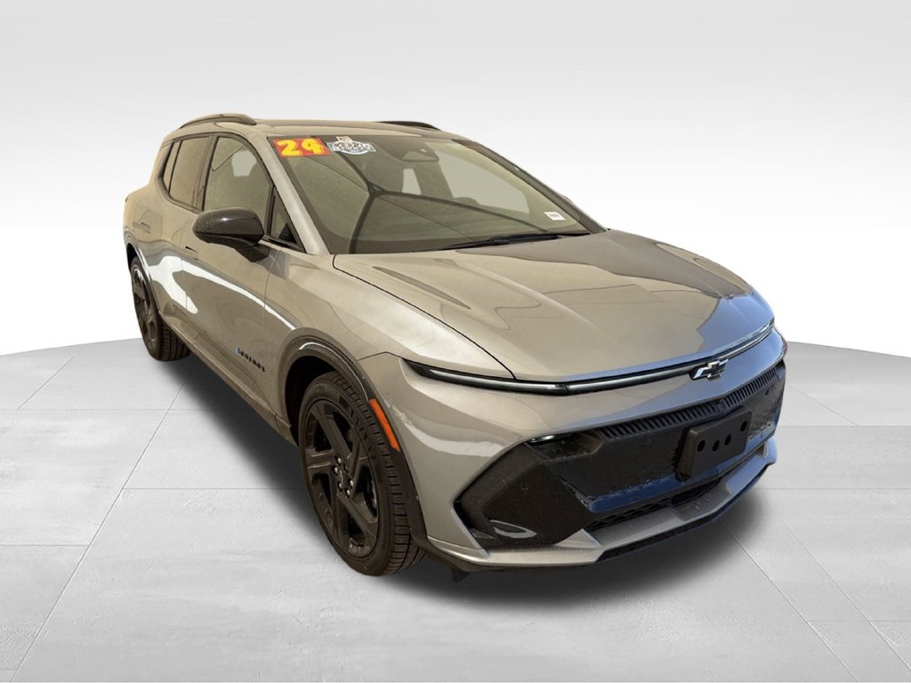 Used 2024 Chevrolet Equinox EV RS FWD image 5