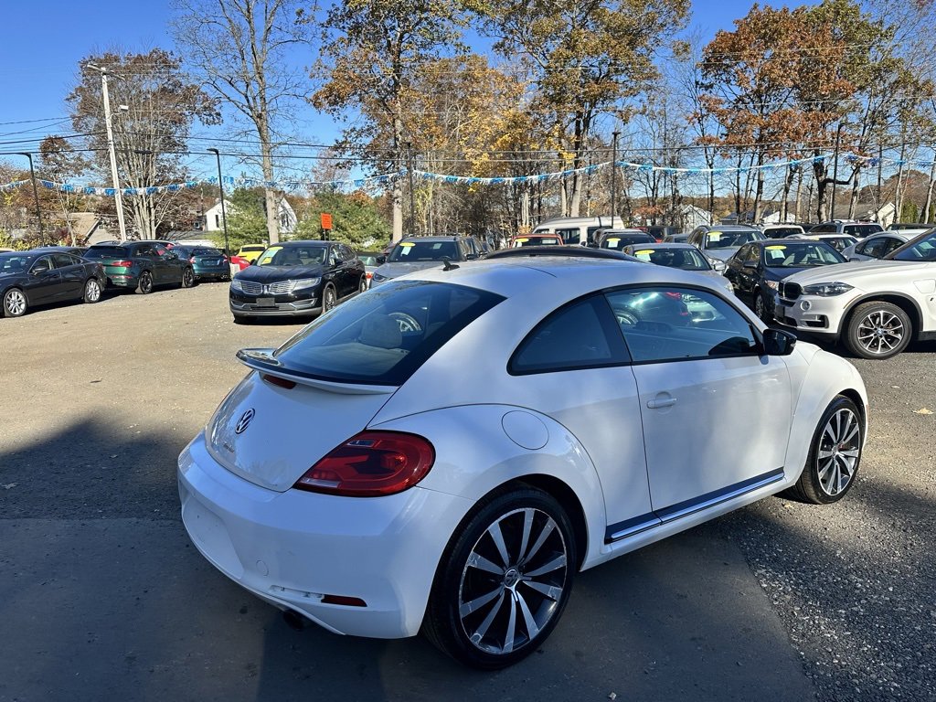 Used 2012 Volkswagen Beetle 2.0T image 5