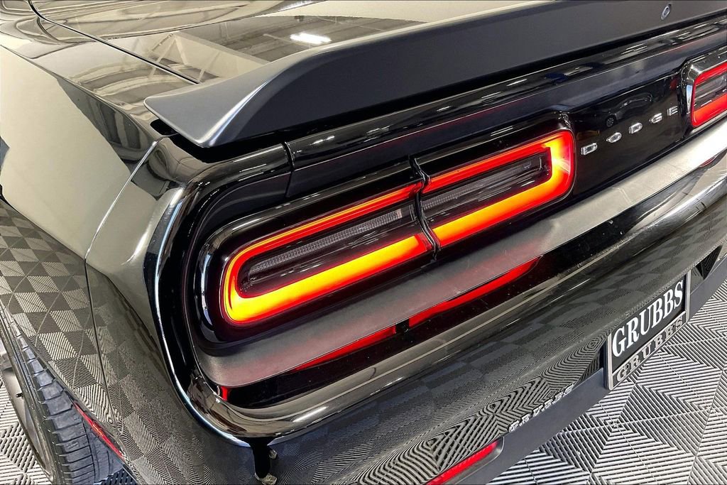 Used 2023 Dodge Challenger SXT image 39
