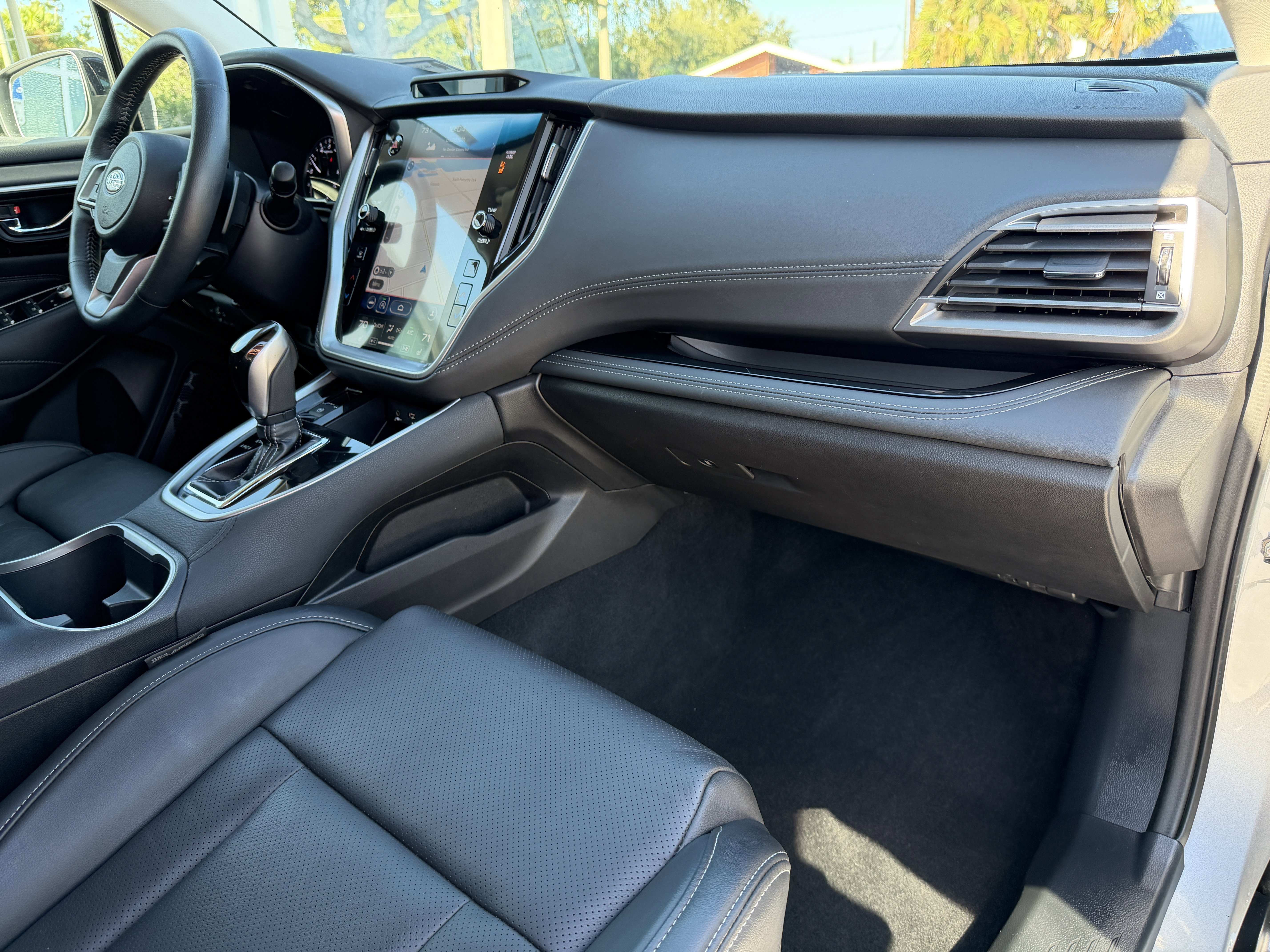 Used 2022 Subaru Outback Limited image 14