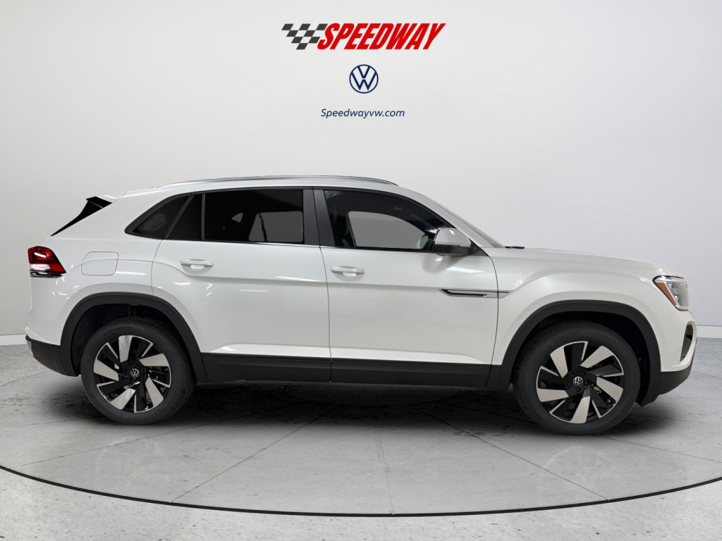 New 2026 Volkswagen Atlas Cross Sport SE image 8
