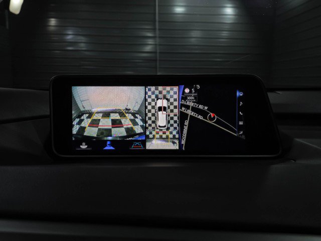 Used 2018 Lexus RX 450h AWD w/ Luxury Package image 26