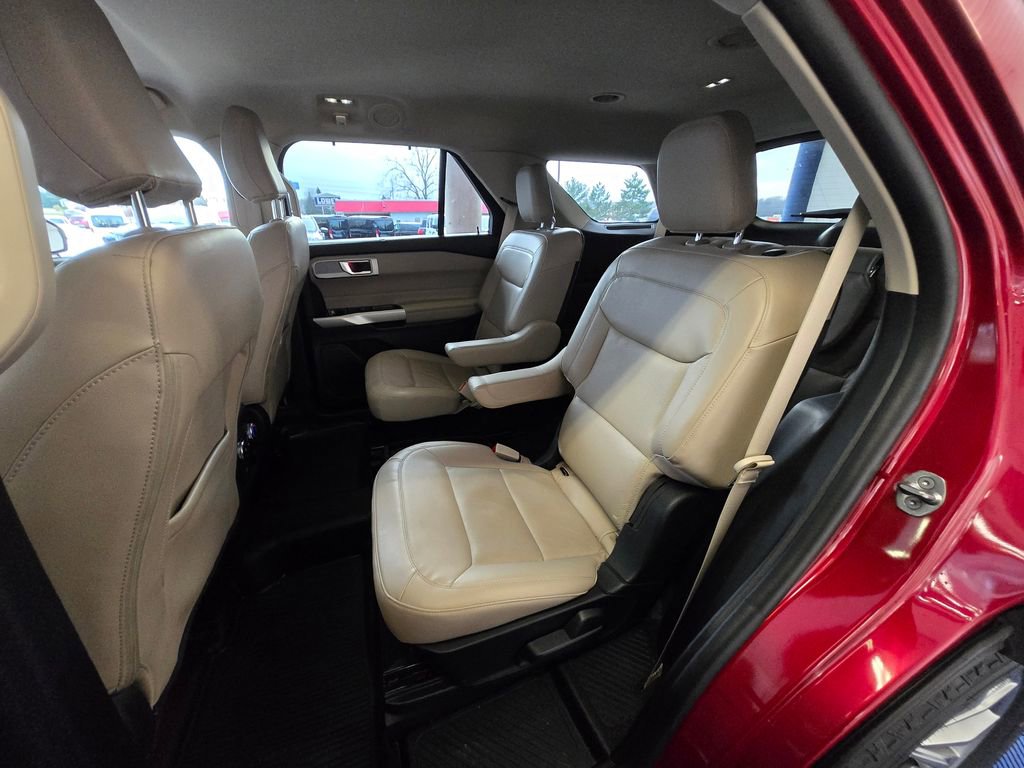 Used 2021 Ford Explorer Limited w/ Equipment Group 301A image 21
