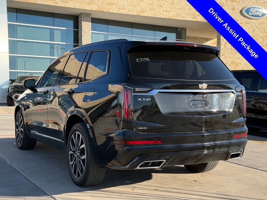 Used 2022 Cadillac XT6 Sport w/ Technology Package image 10