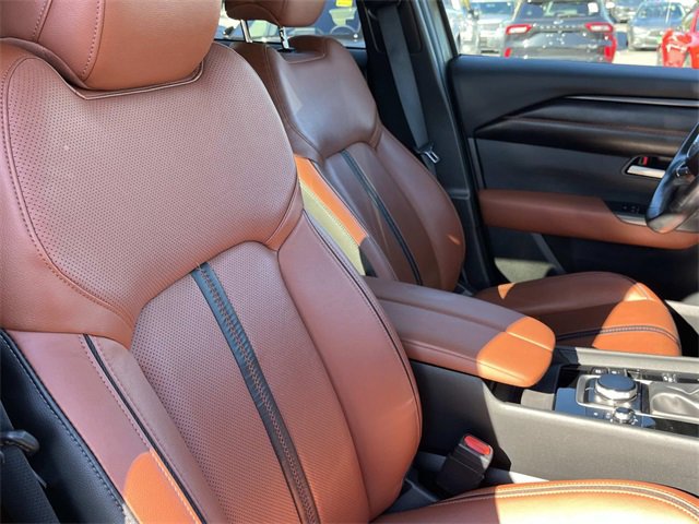 Used 2023 MAZDA CX-50 Meridian Edition w/ Apex Package image 27