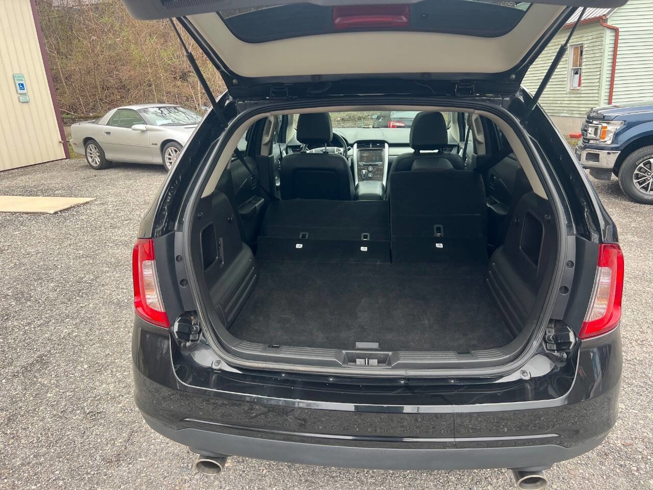 Used 2013 Ford Edge SEL image 16