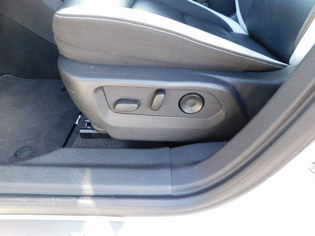 Used 2025 Buick Envision Sport Touring image 13