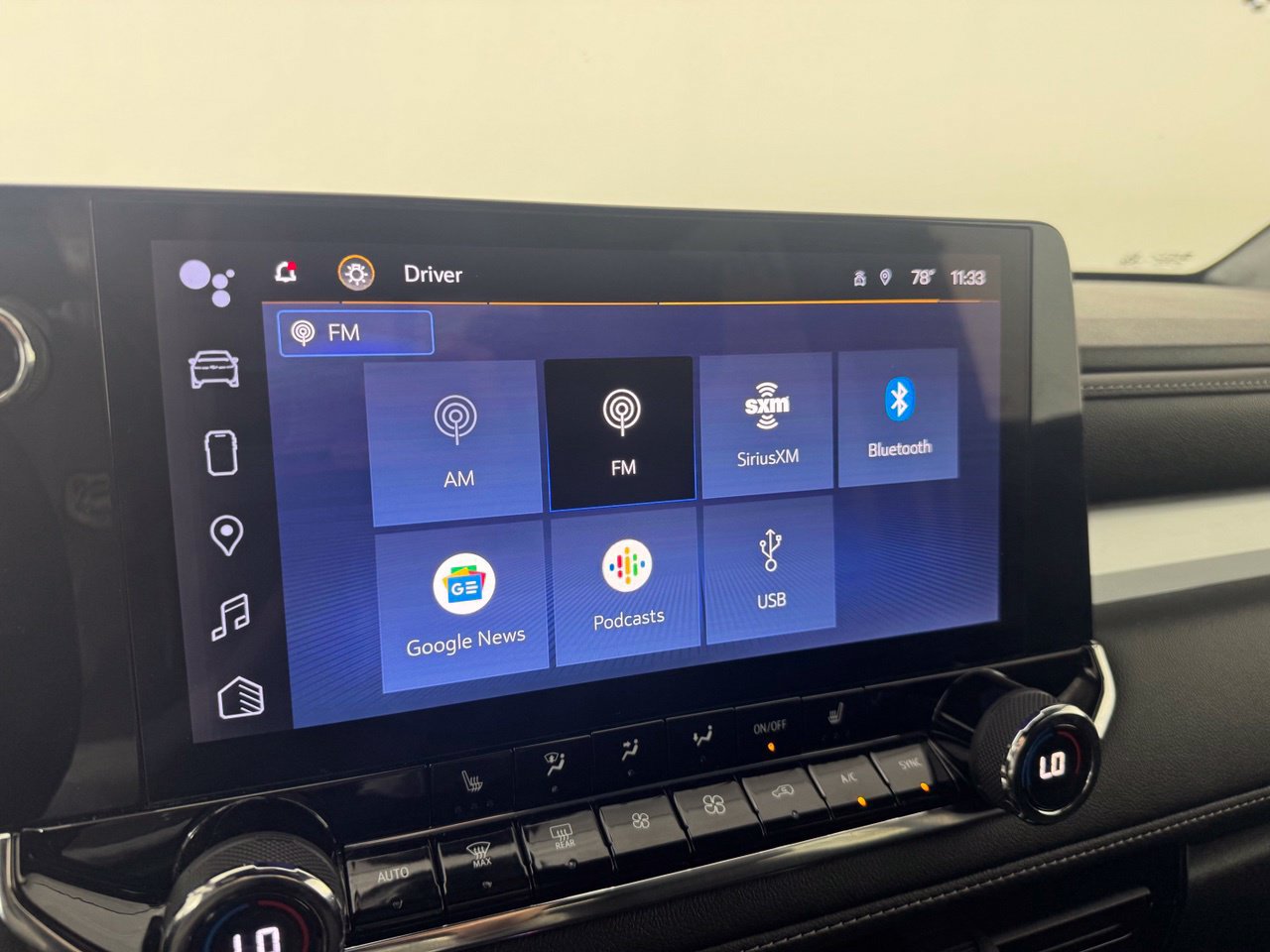 Used 2023 Chevrolet Colorado LT w/ LT Convenience Package II AWD/4WD image 19