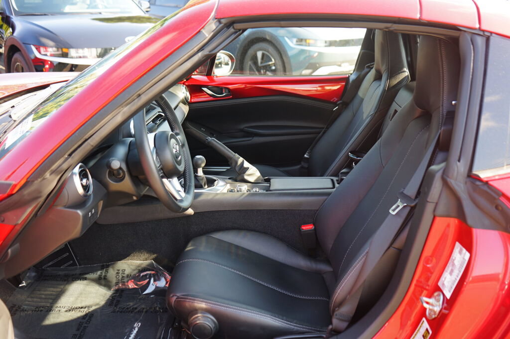Used 2022 MAZDA MX-5 Miata RF Grand Touring RWD image 27