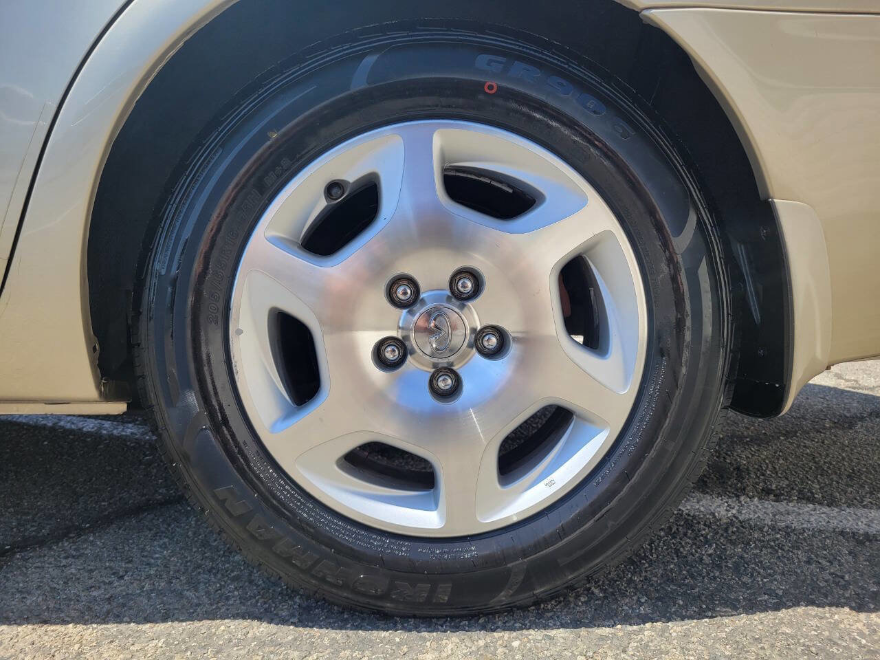 Used 2001 INFINITI I30 image 11