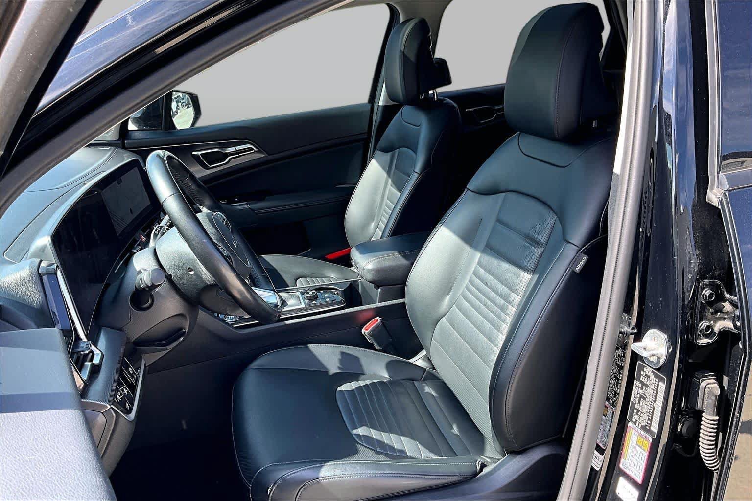 Certified 2023 Kia Sportage SX FWD image 8
