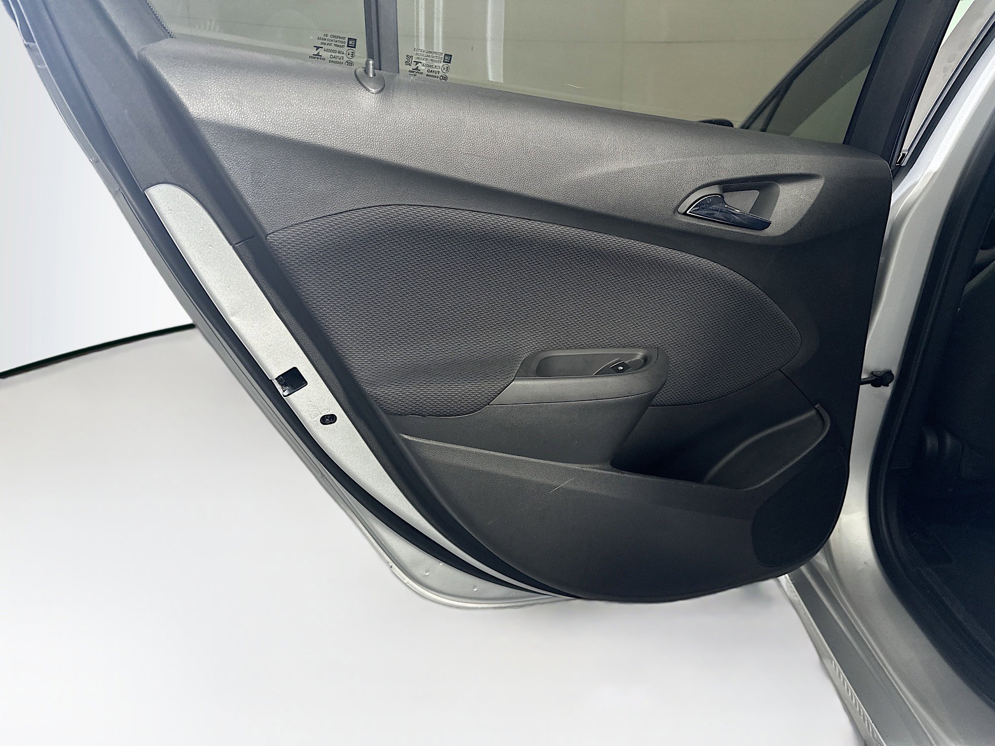 Used 2017 Chevrolet Cruze LT FWD image 24