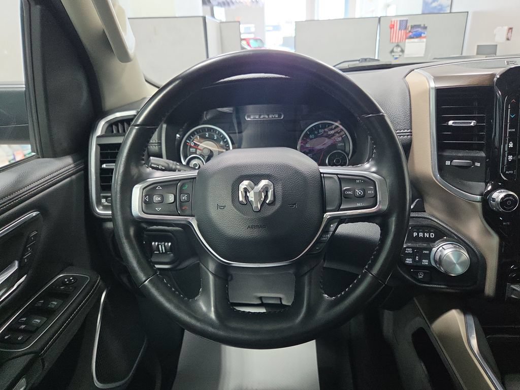 Used 2022 RAM 1500 Laramie AWD/4WD image 28