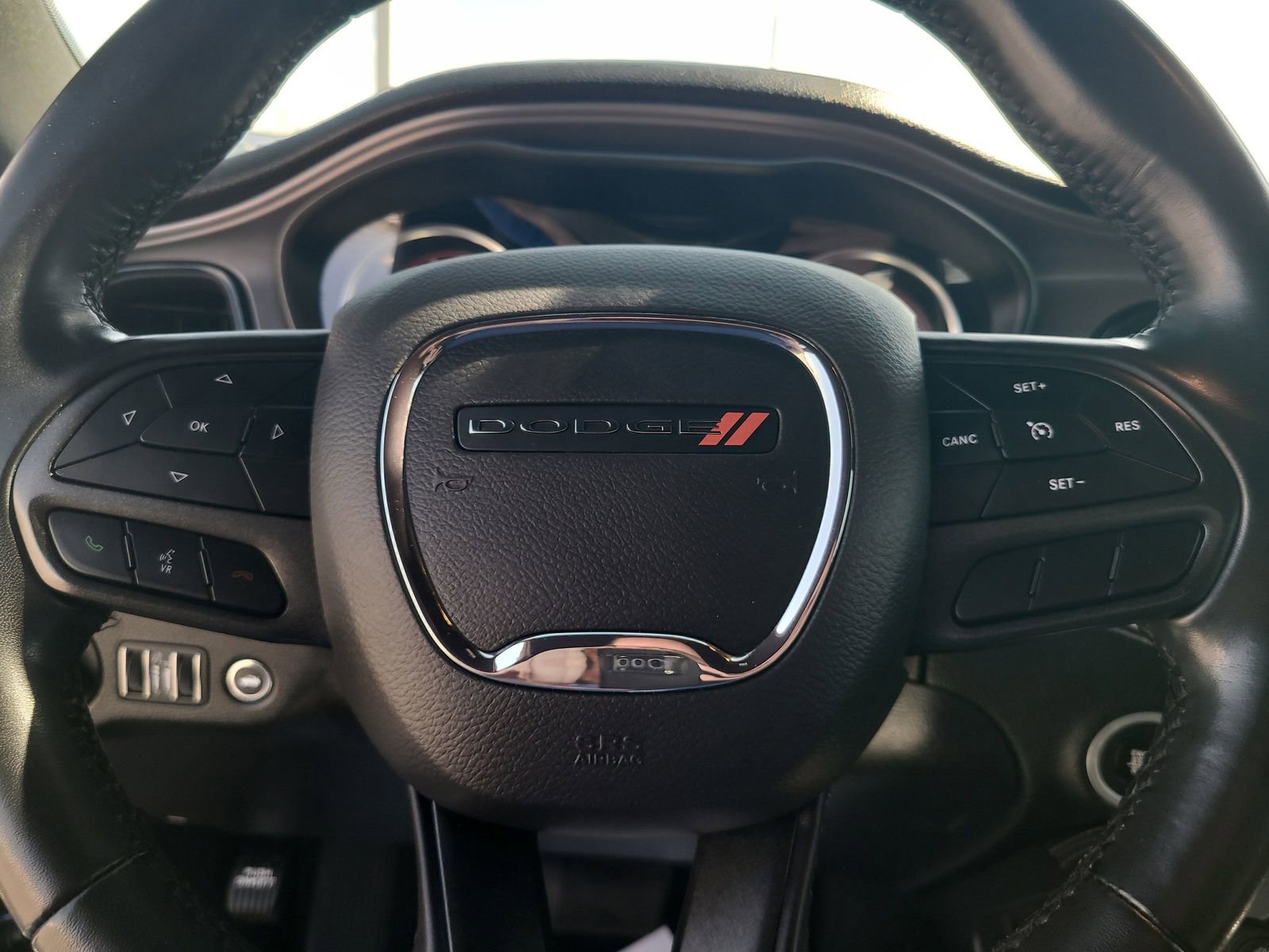 Used 2023 Dodge Challenger SXT AWD/4WD image 13
