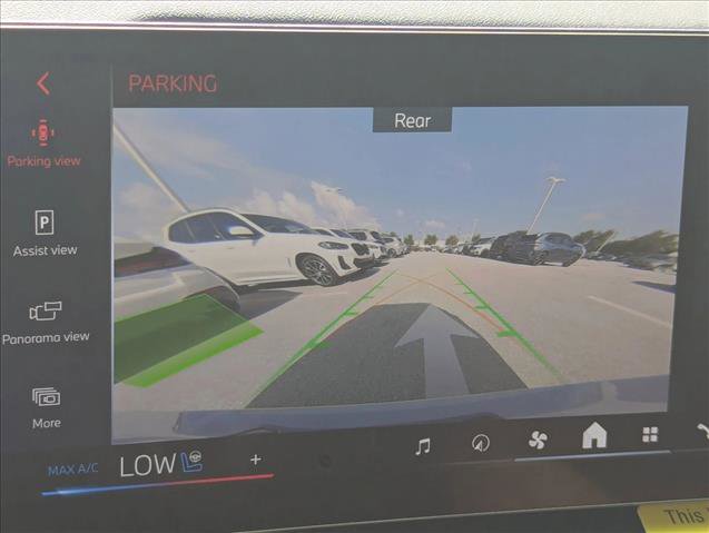 Certified 2025 BMW X3 xDrive30i w/ M Sport Package image 12