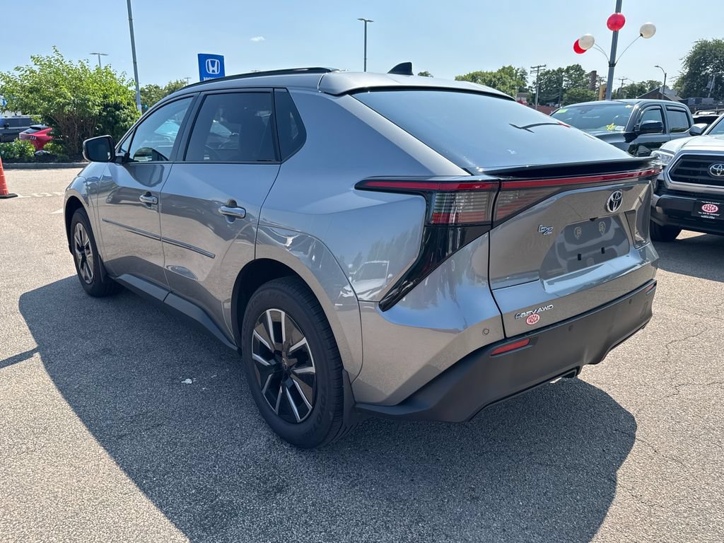 Used 2026 Toyota bZ AWD/4WD image 8
