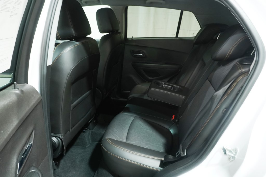 Used 2018 Chevrolet Trax LT w/ Driver Confidence Package FWD image 12