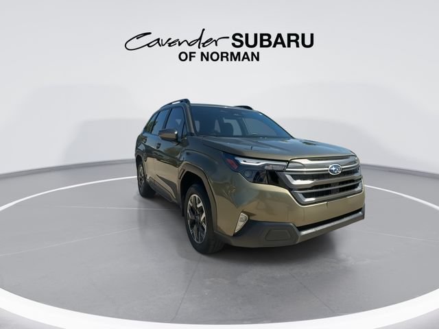 Used 2026 Subaru Forester Premium AWD/4WD image 2