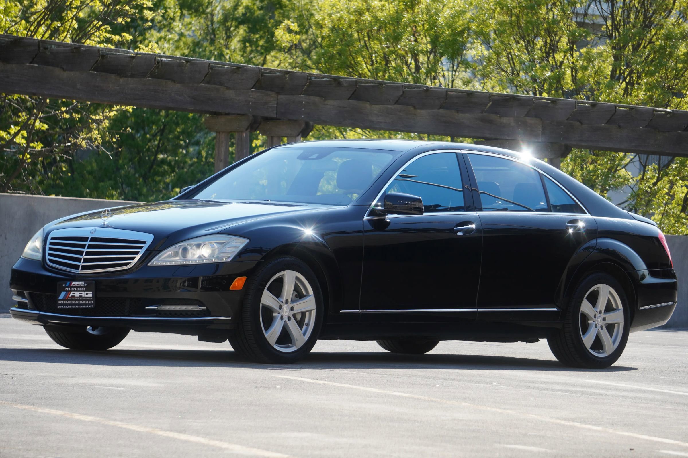 Used 2010 Mercedes-Benz S 550 4MATIC image 15