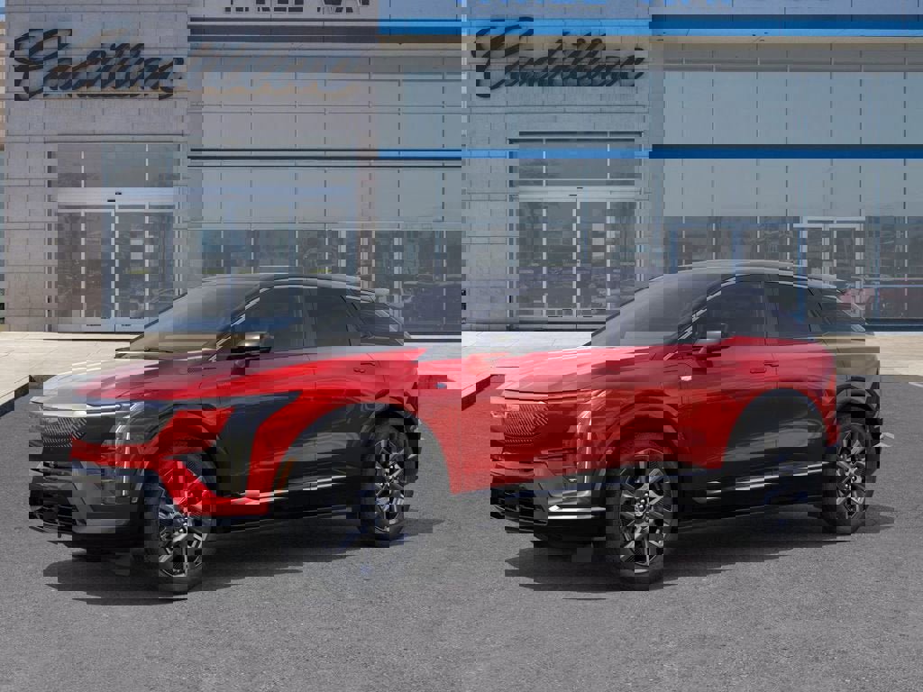 New 2025 Cadillac Optiq Luxury 1 w/ LPO, Floor Liner Package image 2