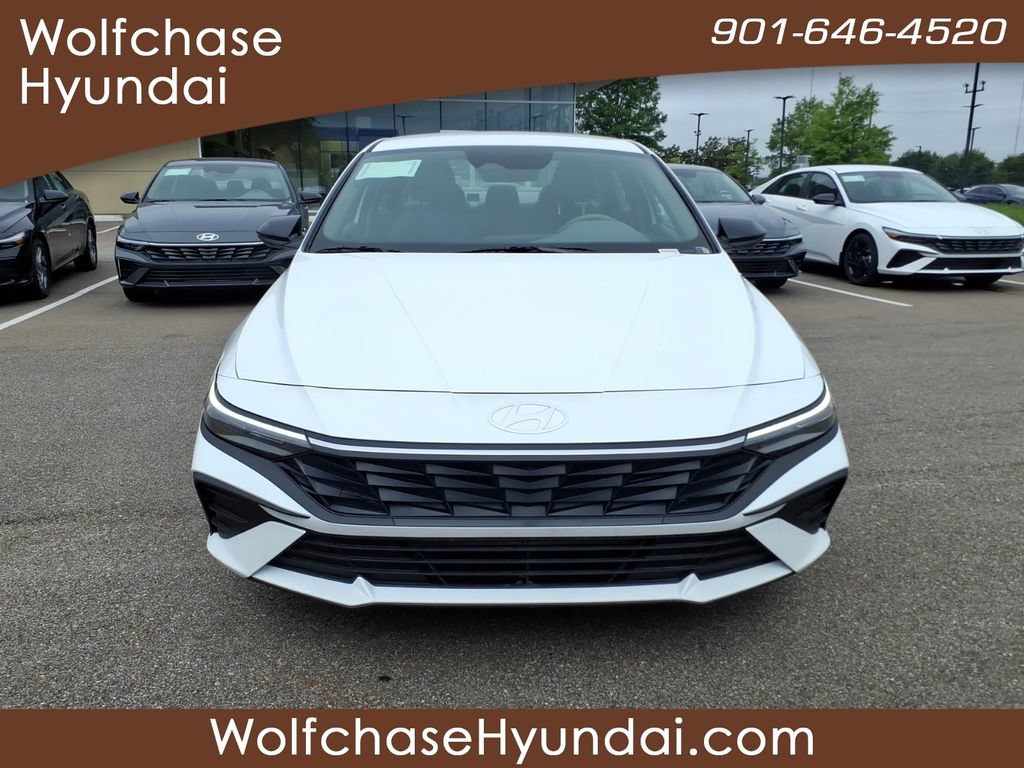 New 2026 Hyundai Elantra Sport FWD image 8