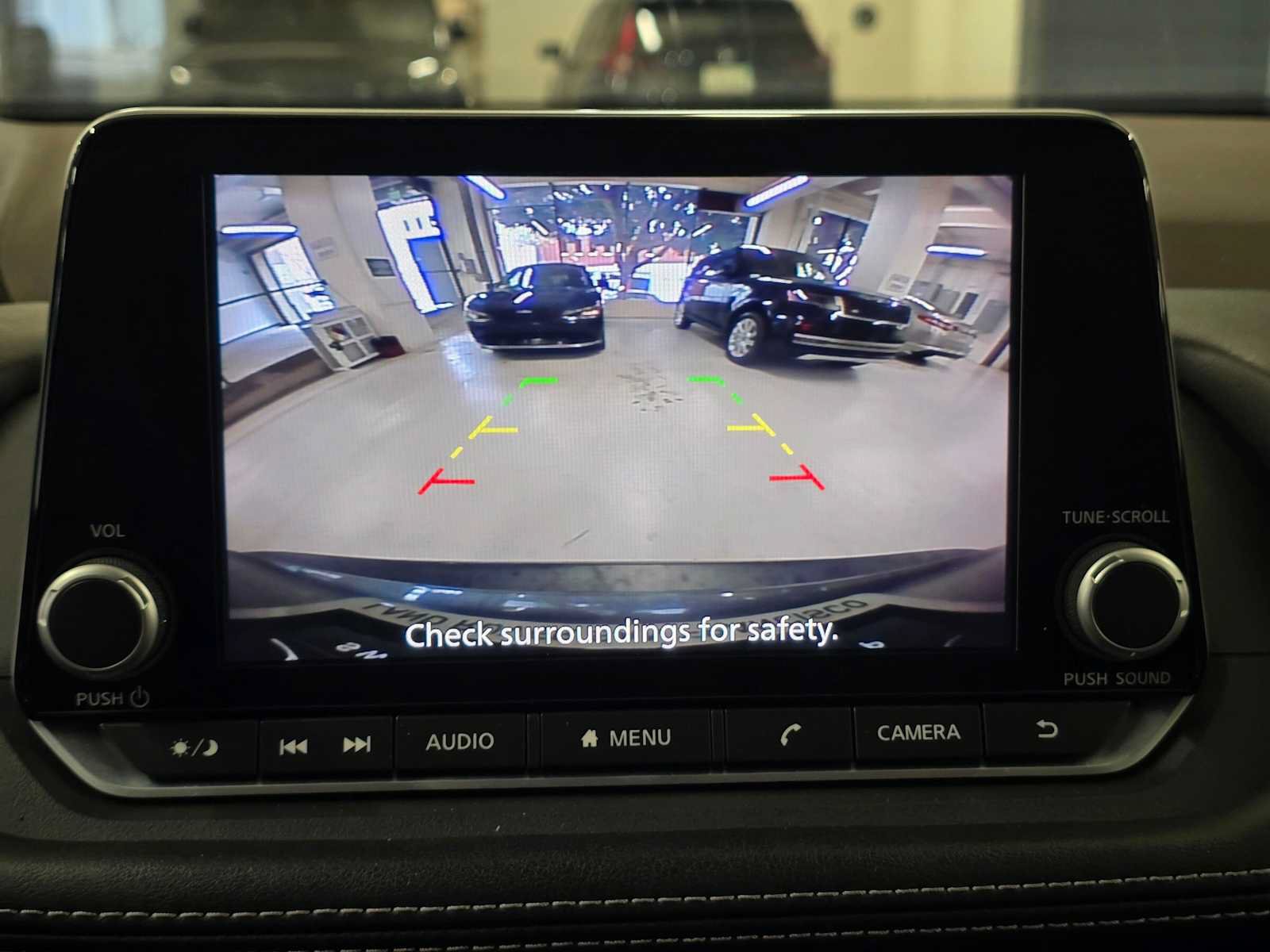 Used 2023 Nissan Rogue SV FWD image 30