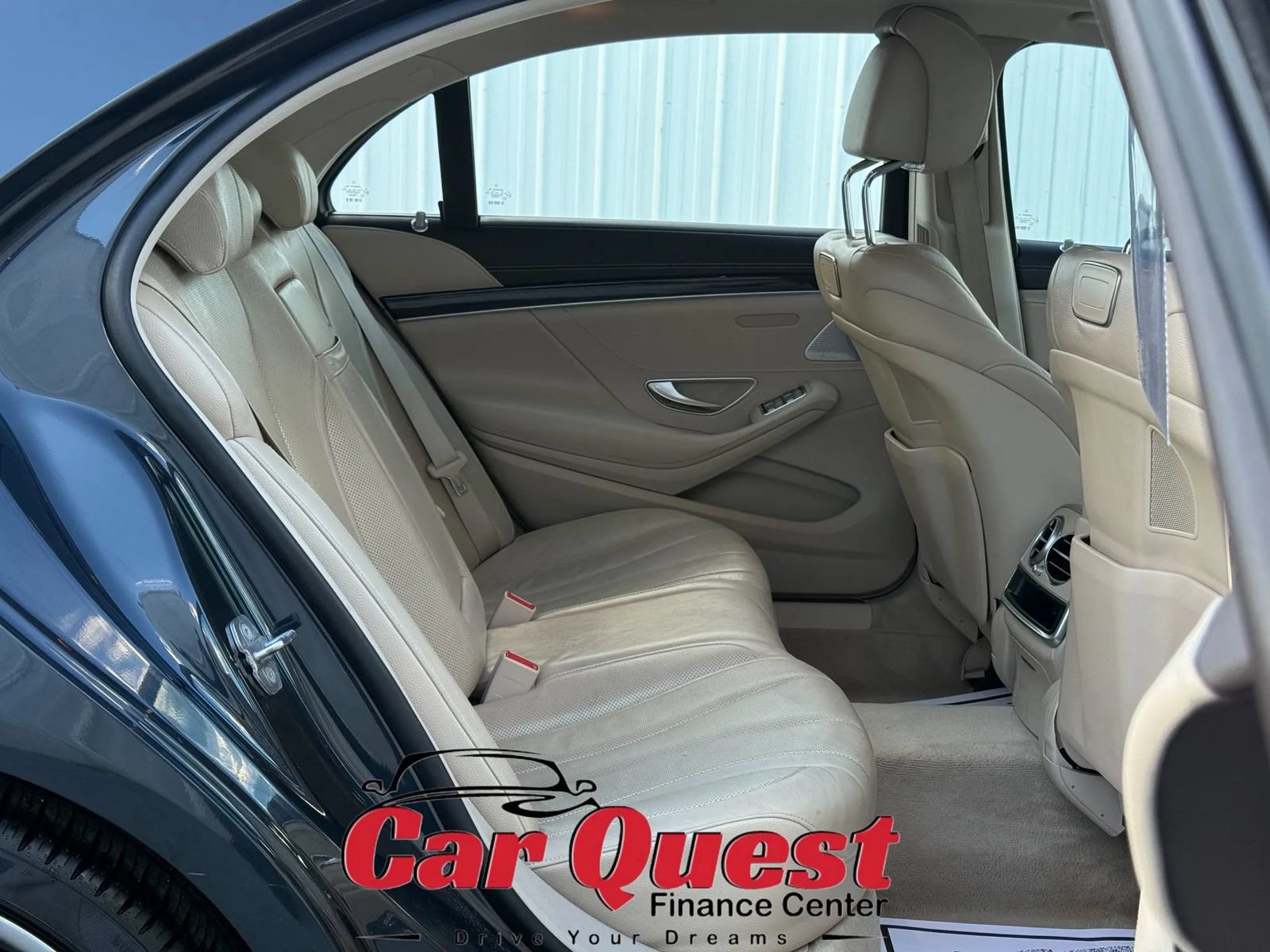 Used 2019 Mercedes-Benz S 450 Sedan image 16