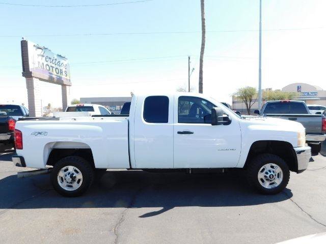 Used 2011 Chevrolet Silverado 2500 LT w/ Interior Plus Package AWD/4WD image 7