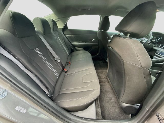 Used 2023 Hyundai Elantra SEL w/ Convenience Package FWD image 27