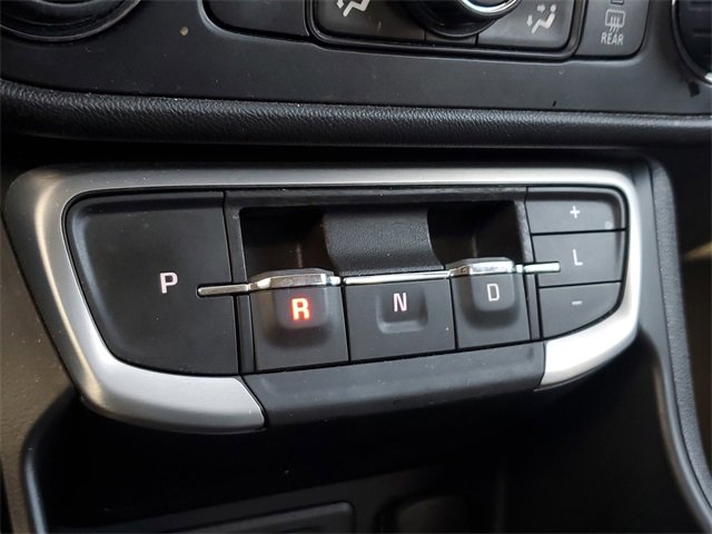 Used 2024 GMC Terrain SLT image 30
