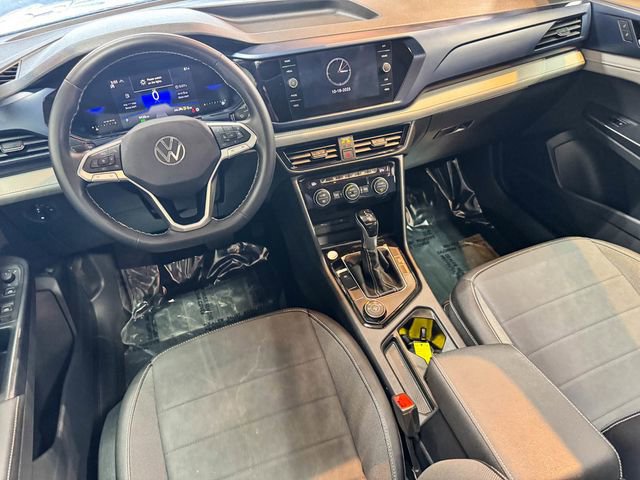 Used 2024 Volkswagen Taos SE w/ Panoramic Sunroof Package image 36