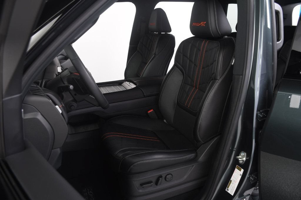 Used 2026 Nissan Armada PRO-4X w/ Captain's Chari Seat Package AWD/4WD image 29