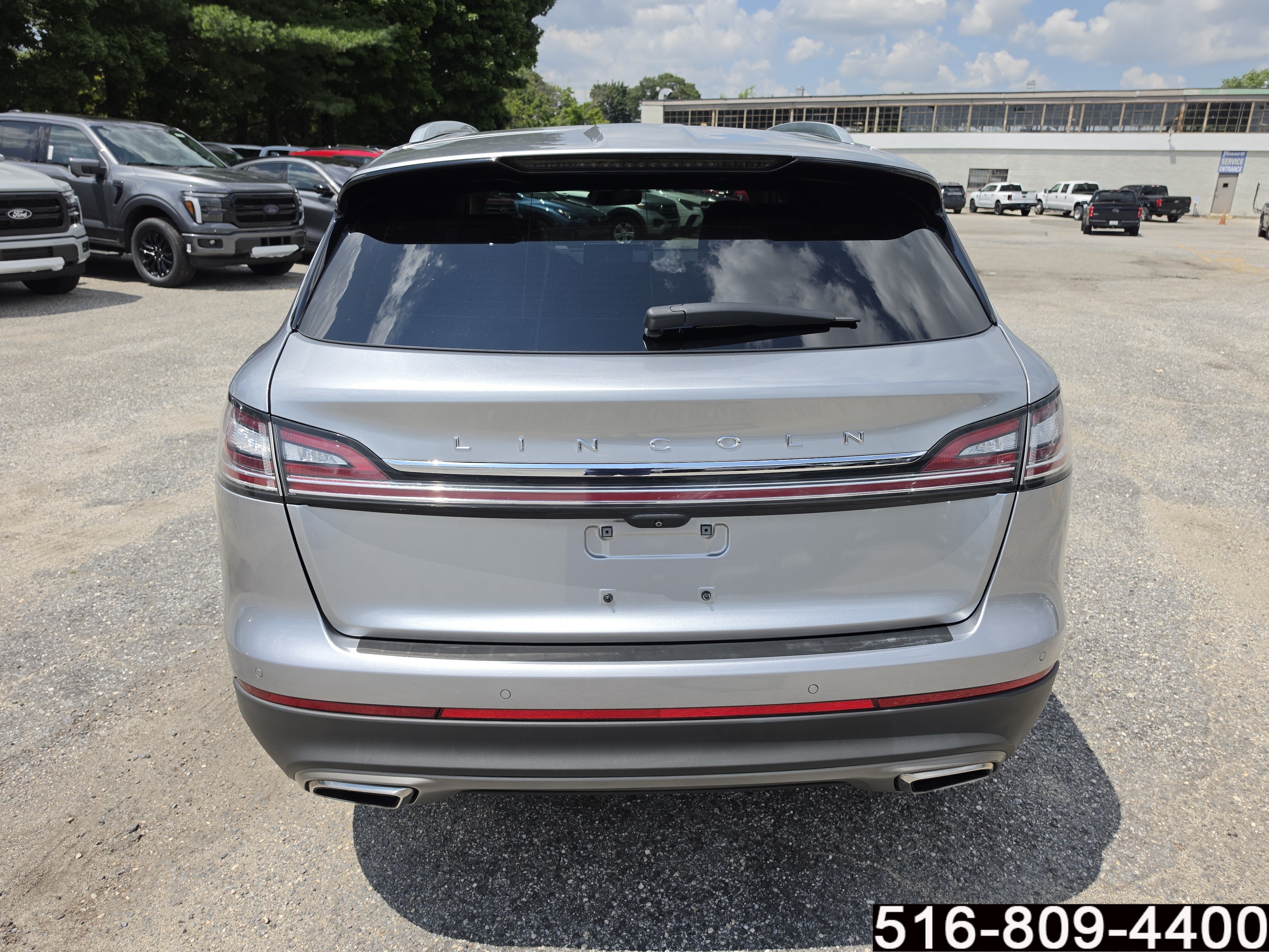 Used 2023 Lincoln Nautilus Reserve AWD/4WD image 7