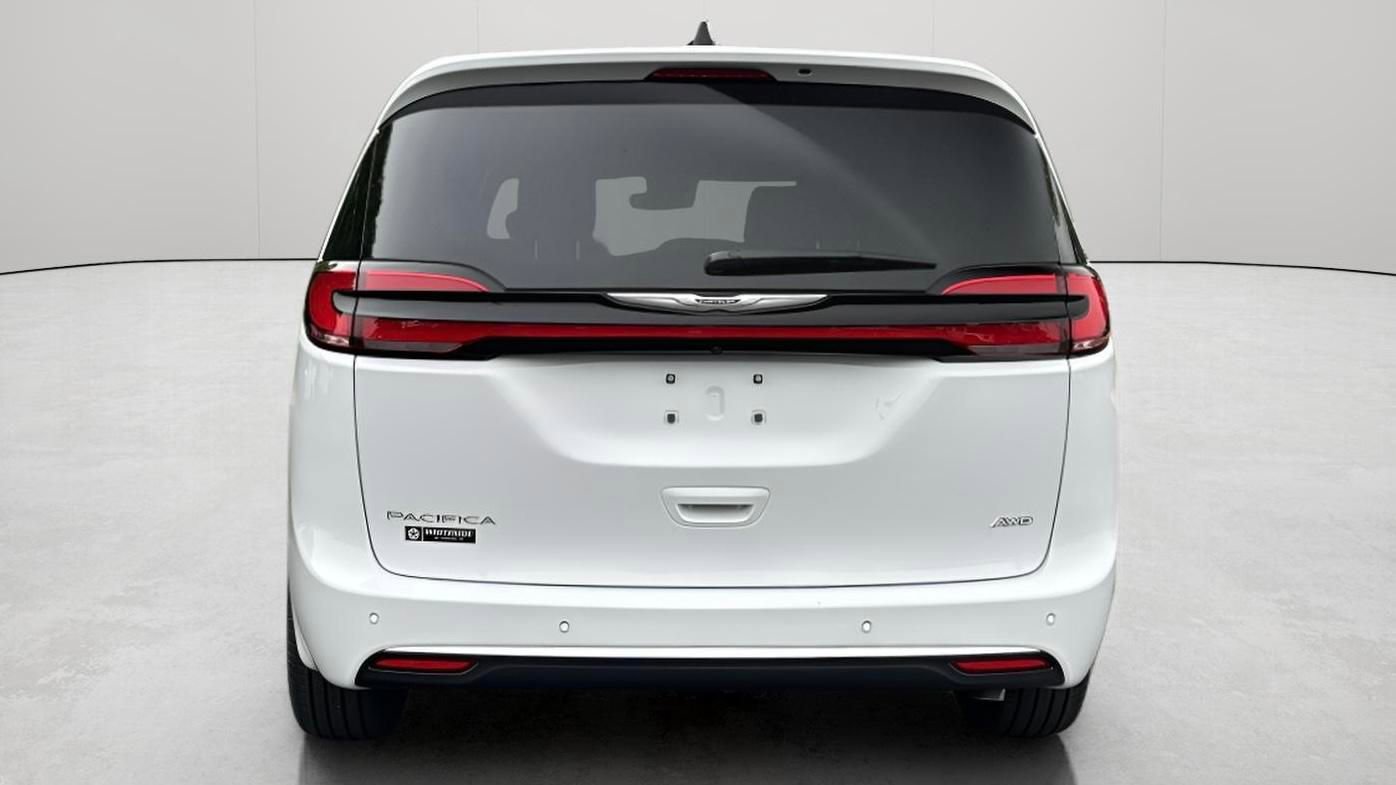 New 2025 Chrysler Pacifica Select image 7