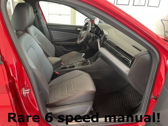 Certified 2025 Volkswagen Jetta GLI Autobahn image 11