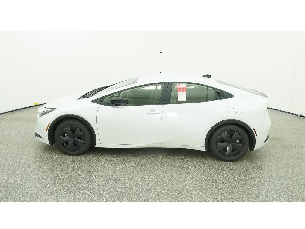 New 2026 Toyota Prius LE image 3