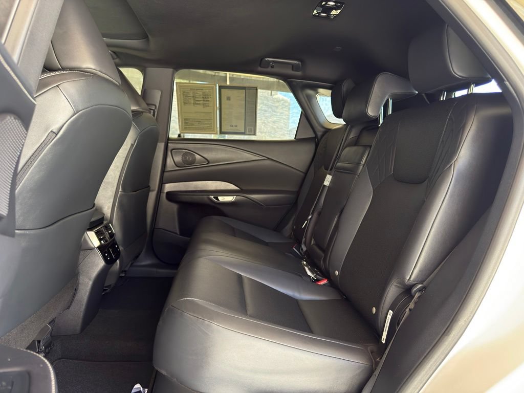 Certified 2024 Lexus RX 350 FWD w/ Technology Package image 20